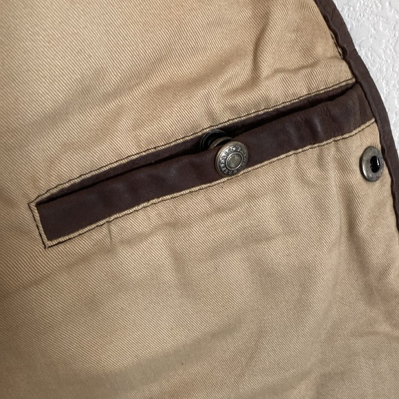 Banana Republic Men's Brown Leather Utility Vest Size M. Made in Korea - Picture 7 of 8